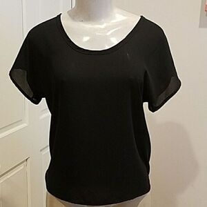Black Short Sleeve shirt size Small